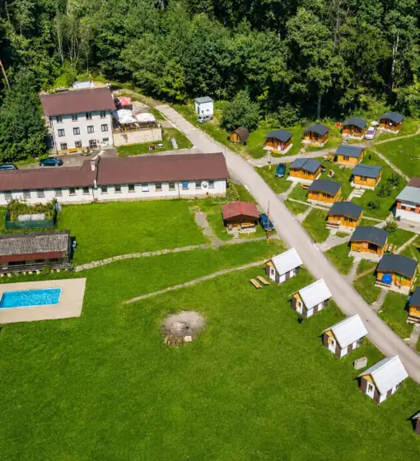 Rekreační areál a kemp Ostružno – Sklář Český ráj wedding venue - photo 2