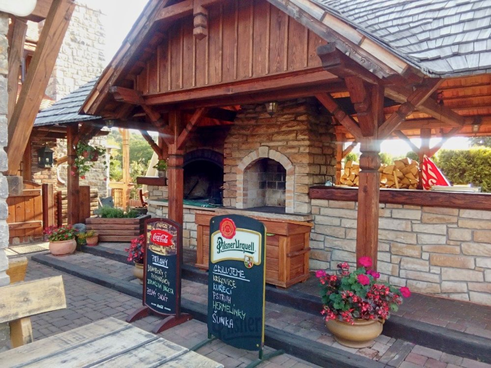 Restaurace a pension U Máni wedding venue - photo 8