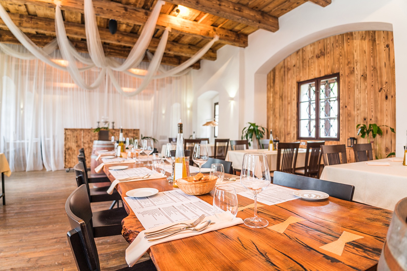 Restaurace TAVERNA u Benediktinů Rajhrad foto 2