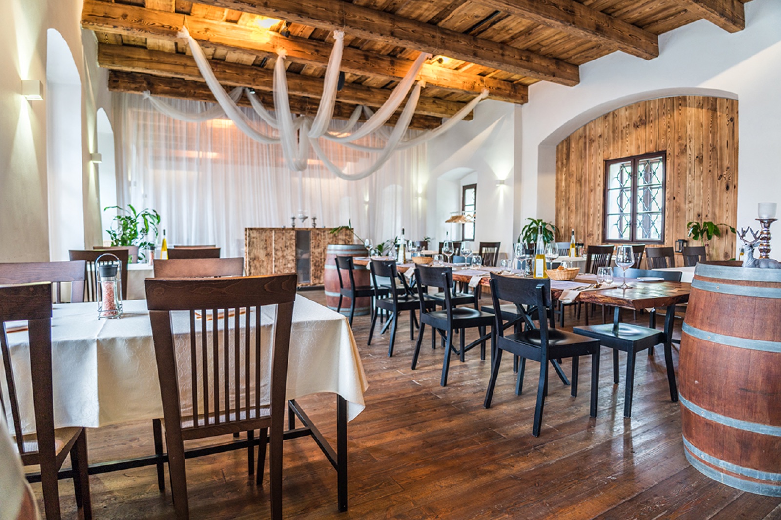 Restaurace TAVERNA u Benediktinů Rajhrad foto 6