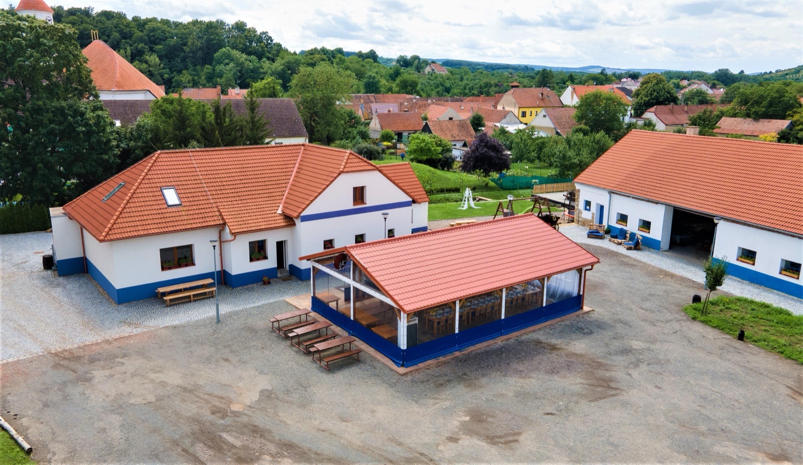 Čechův dvůr v Louce foto 2