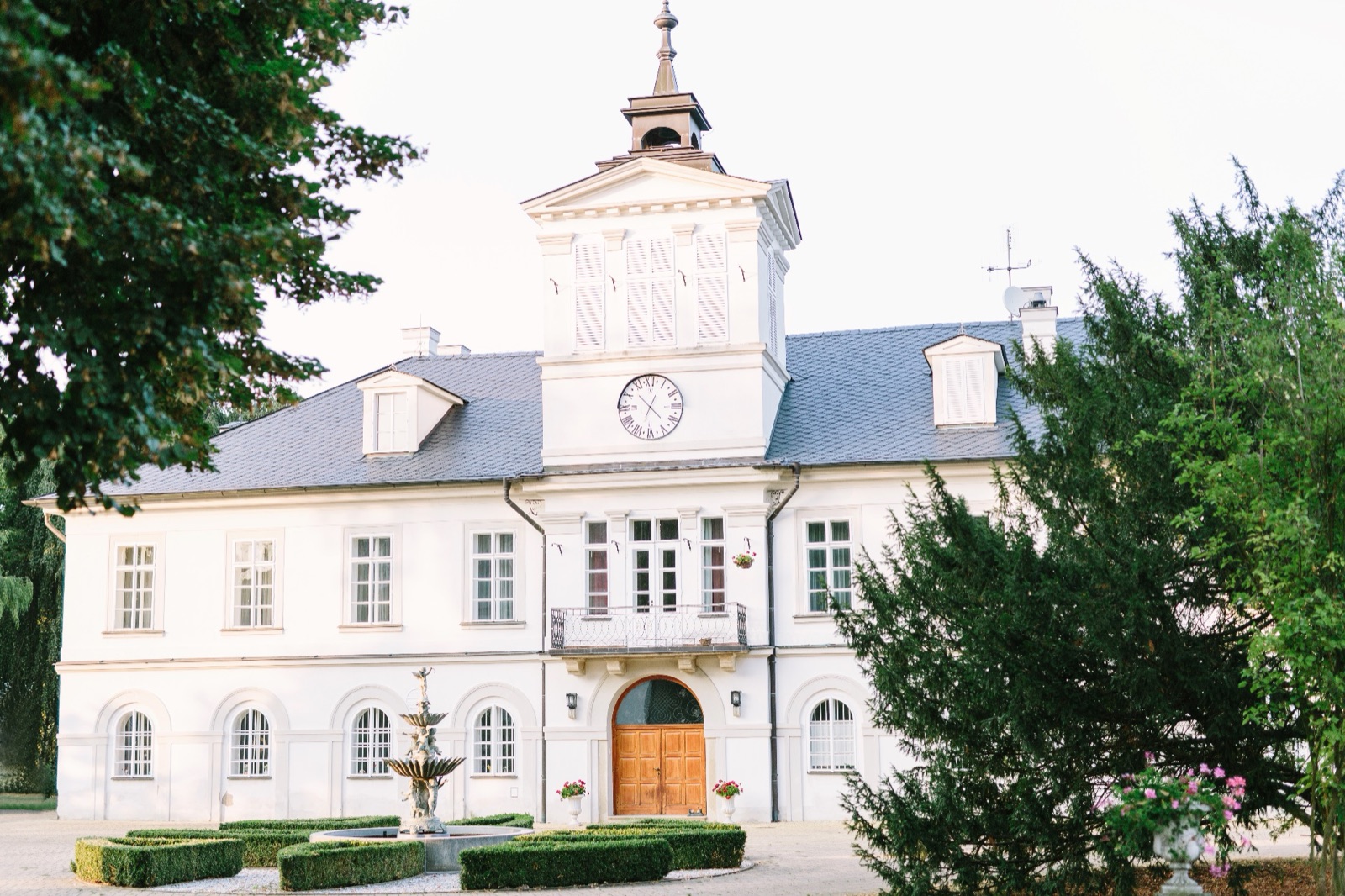 Zámek Niměřice wedding venue - photo 8