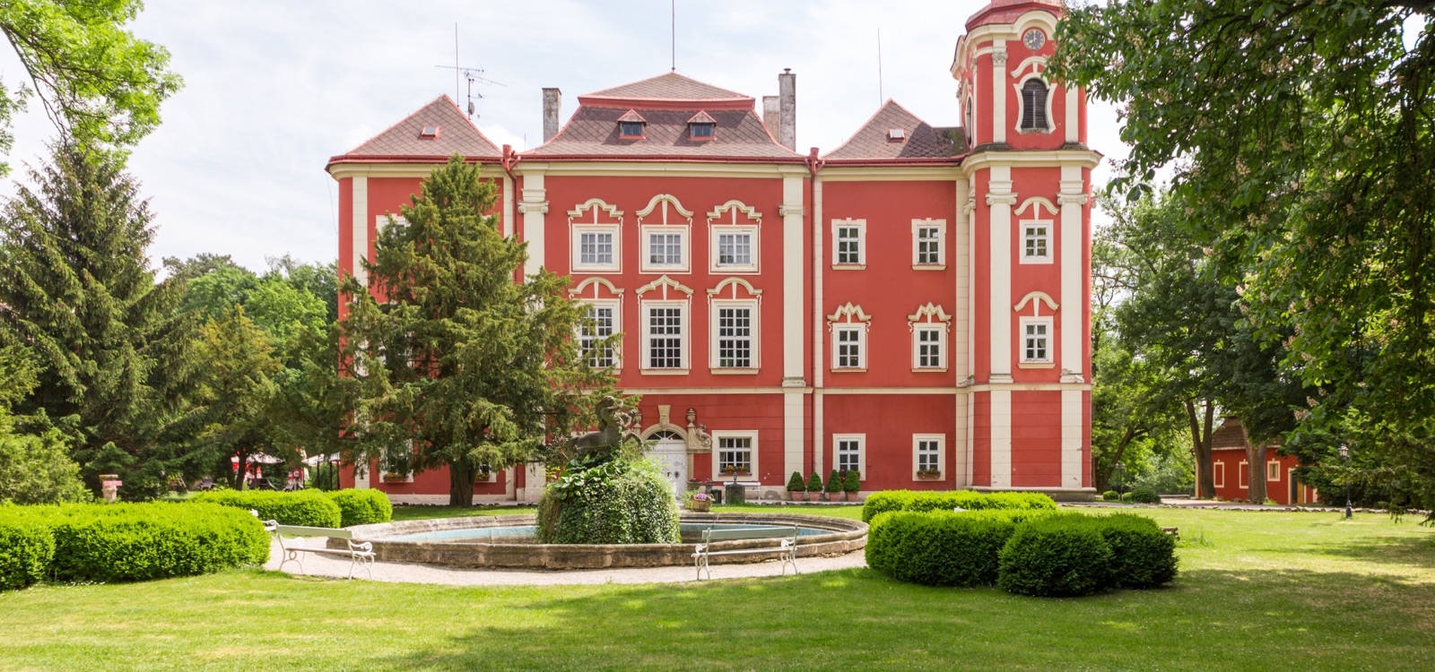 Zámecký resort Dětenice foto 3