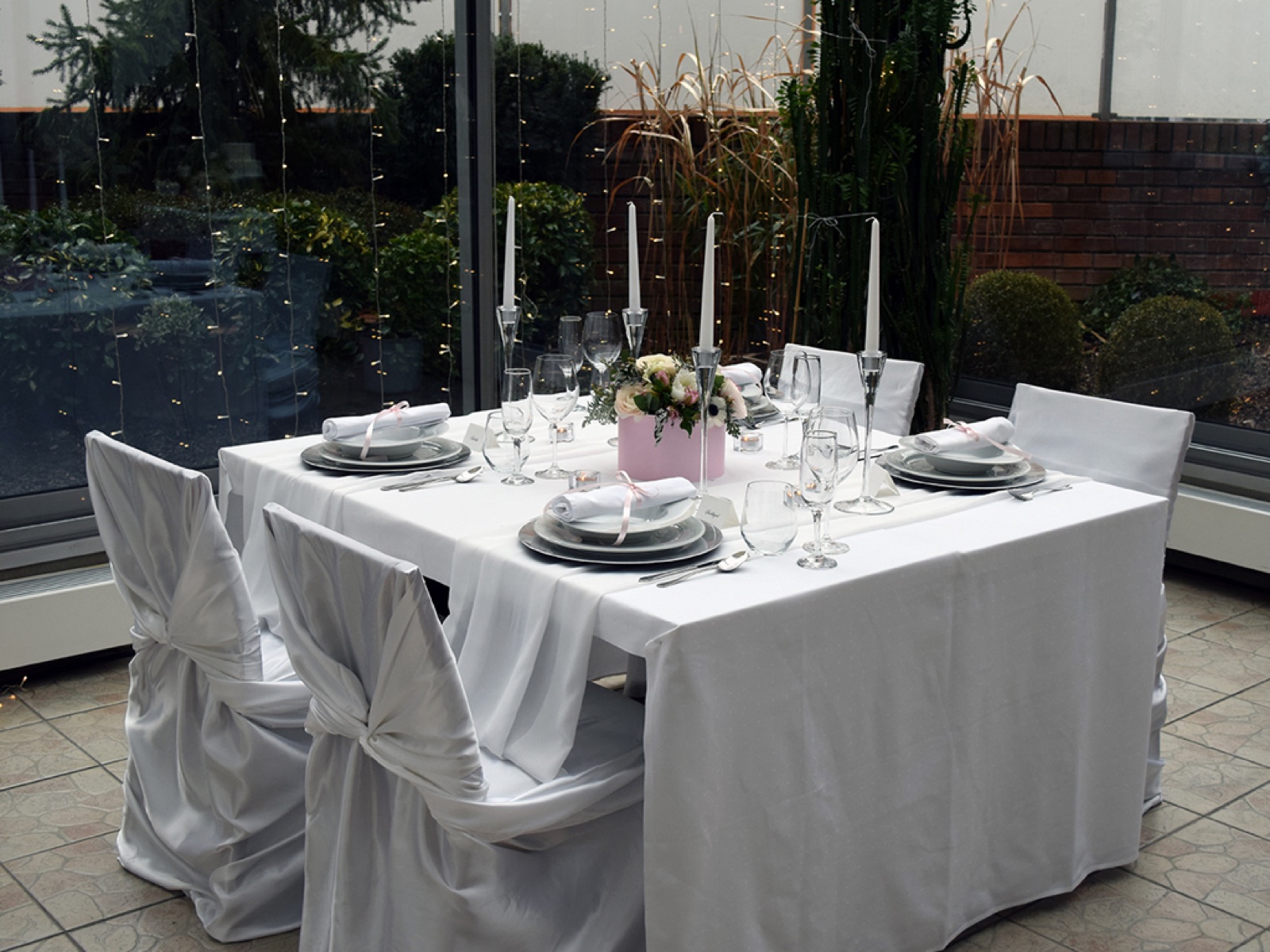 Hotel Troja wedding venue - photo 7