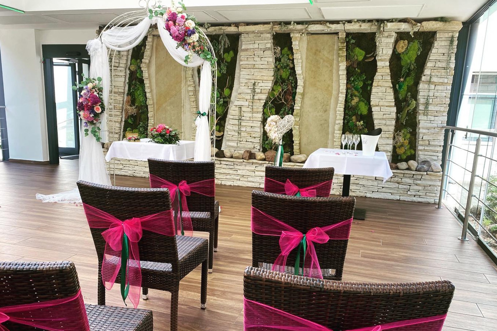 Restaurace a penzion Zděná Bouda wedding venue - photo 4