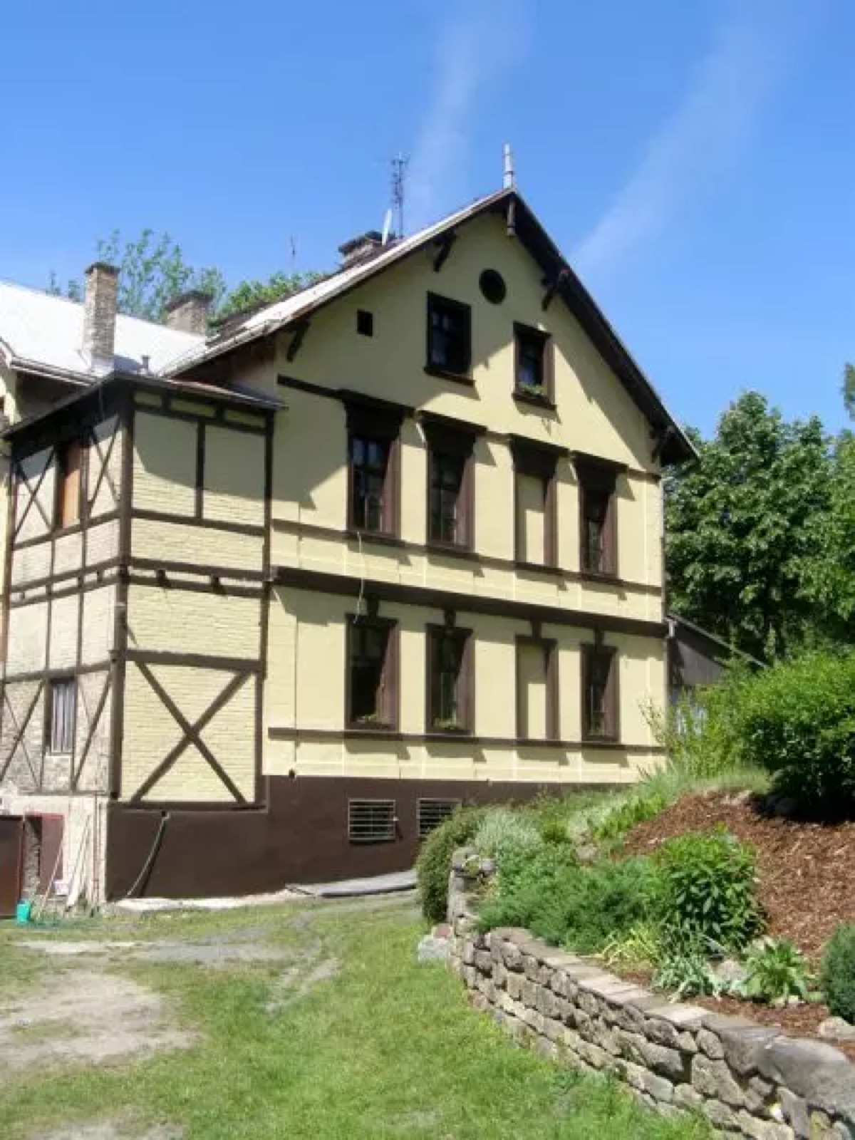 Hotel Hubert wedding venue - photo 2