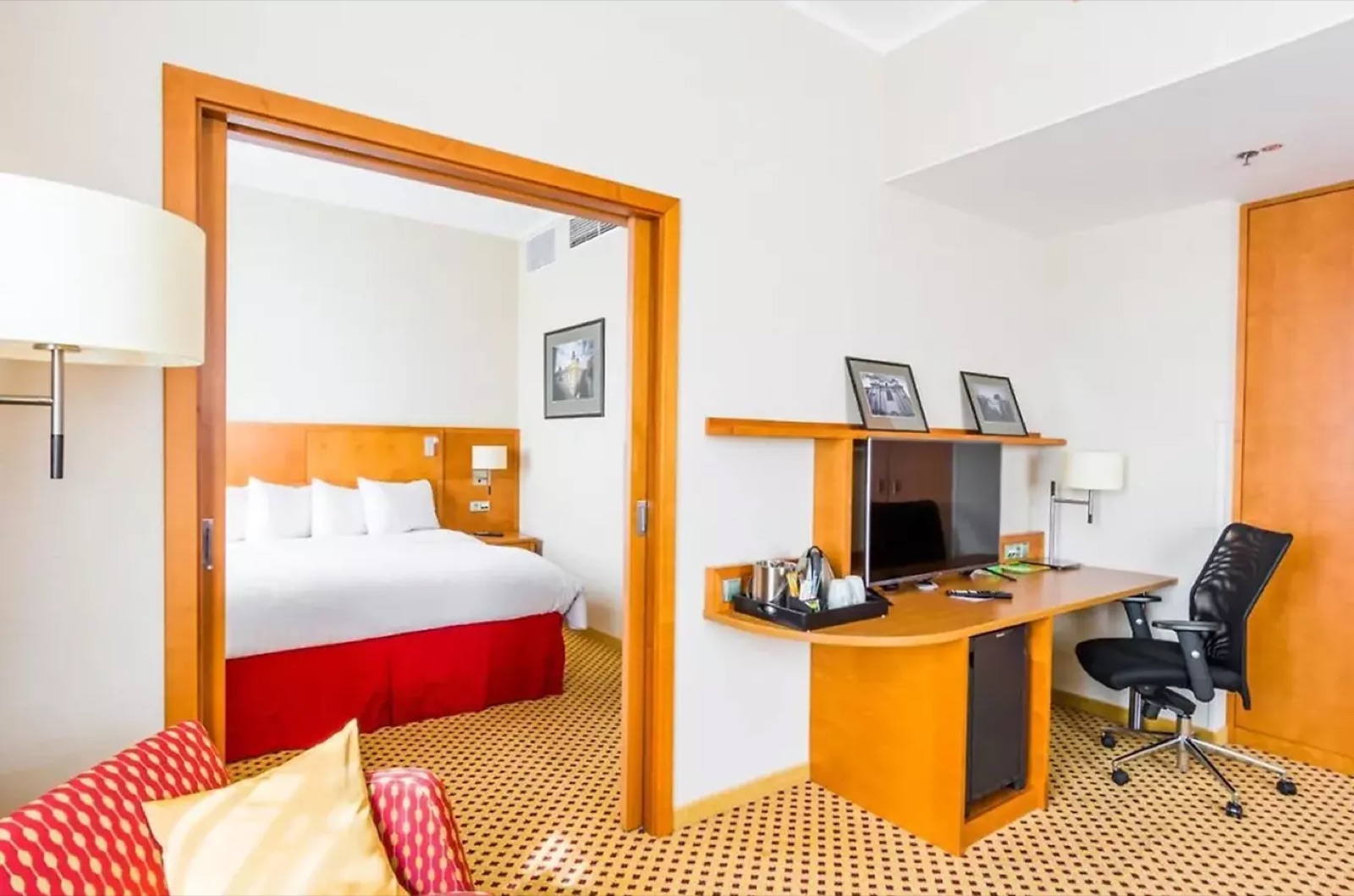 COURTYARD BY MARRIOTT Plzeň foto 3