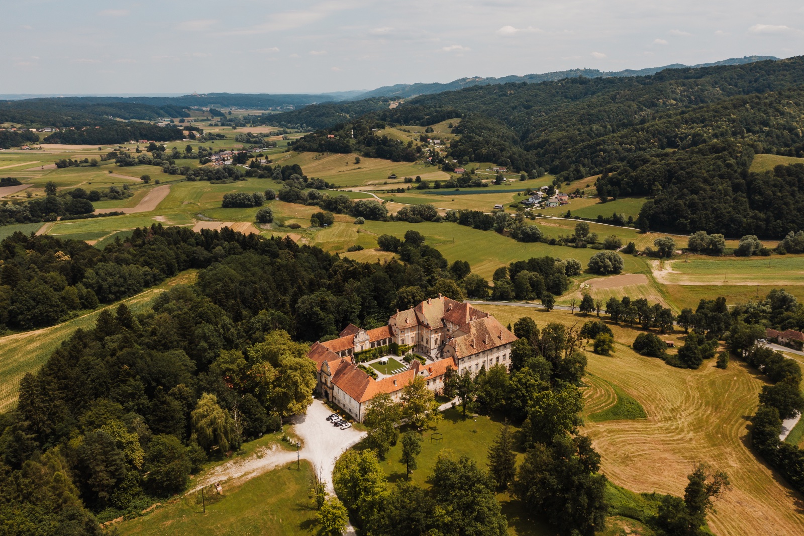 Dvorec Štatenberg foto 3