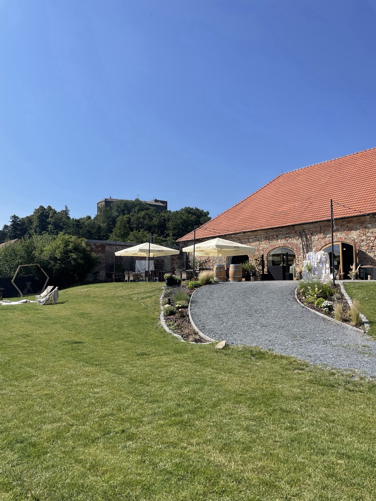 Hotel Buchlov wedding venue - photo 2